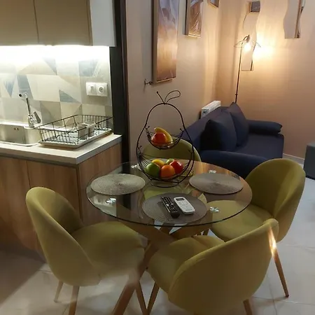 Apartment Lefis House *