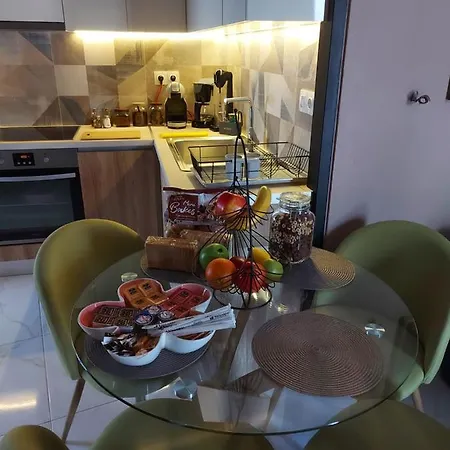 Lefis House Apartment *