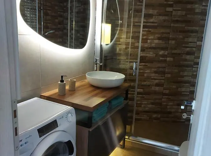 Lefis House Guest house 4*